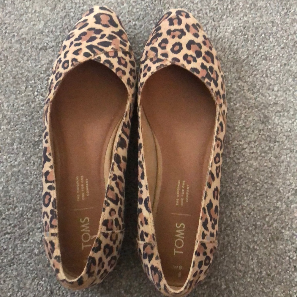New never worn Tom’s